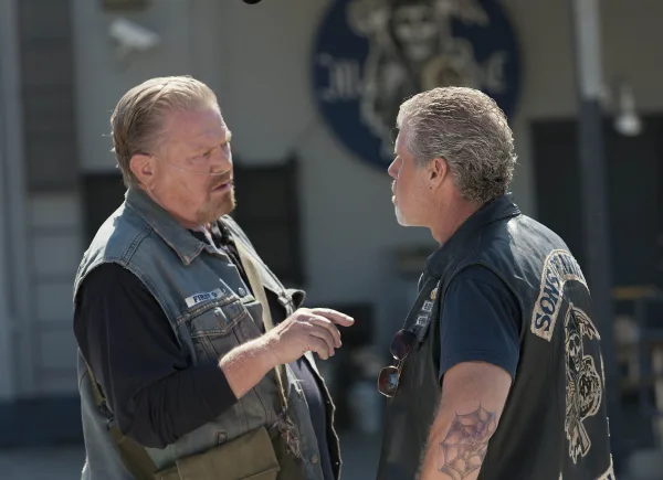 Sons of Anarchy Season 4, Episode 8 Review - "Family Recipe" 3