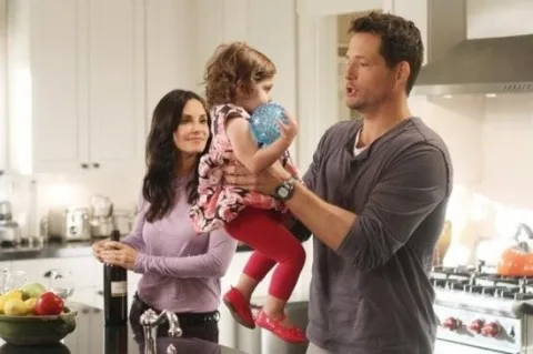 Cougar Town 'You Can Still Change Your Mind': Swinging At Softballs