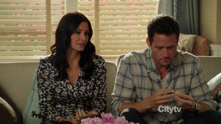 Cougar Town 'Money Becomes King': Change Isn't Easy