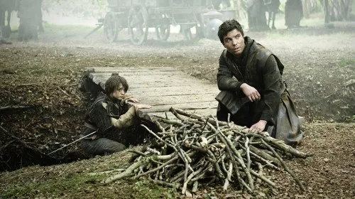 Game of Thrones 'The Night Lands': Iron or Gold?