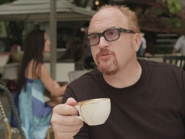 Louie Season 3, Episode 2 Review - "Miami" 6