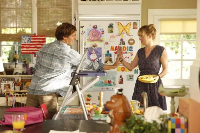 First Impressions: Ben and Kate 'Pilot' - The Bow Is A Surprise