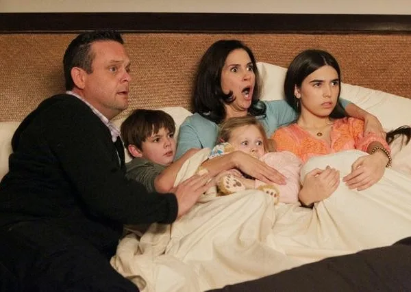 First Impressions: The Neighbors (ABC) 9