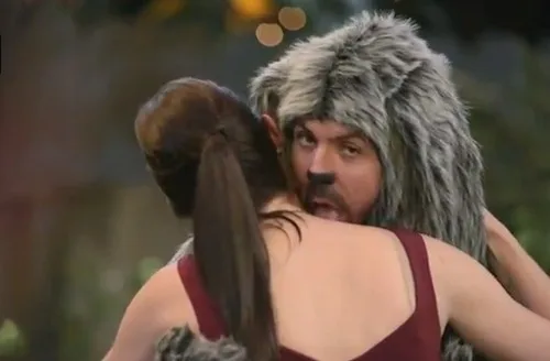 Season finale review: Wilfred 'Secrets' - Mommy's Getting Shitfaced Tonight
