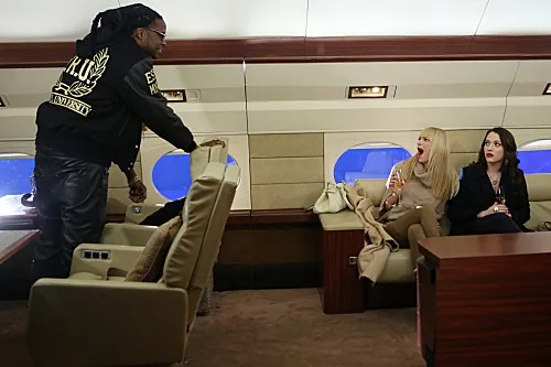 Review: 2 Broke Girls 'And Just Plane Magic' - Like A Couple Becky's