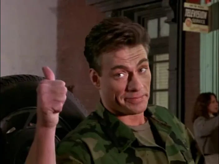 Second Look: Friends 'The One with the Lesbian Wedding'/'The One After the Superbowl' - Someone's Flossing