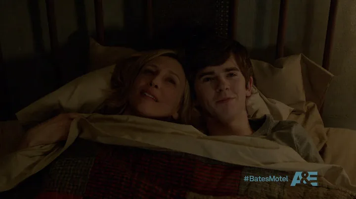Review: Bates Motel 'Underwater' - People Are Complicated