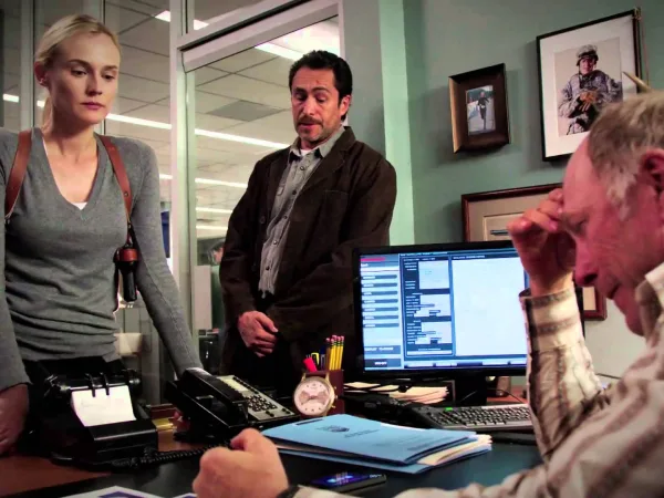 The Bridge Season 1, Episode 2 Review - "Calaca" 5