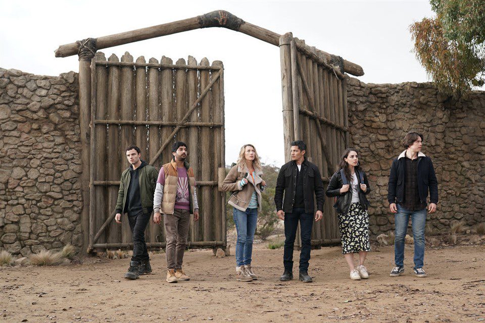 La Brea Season 1 Episode 5 Review: “The Fort” is a Fart